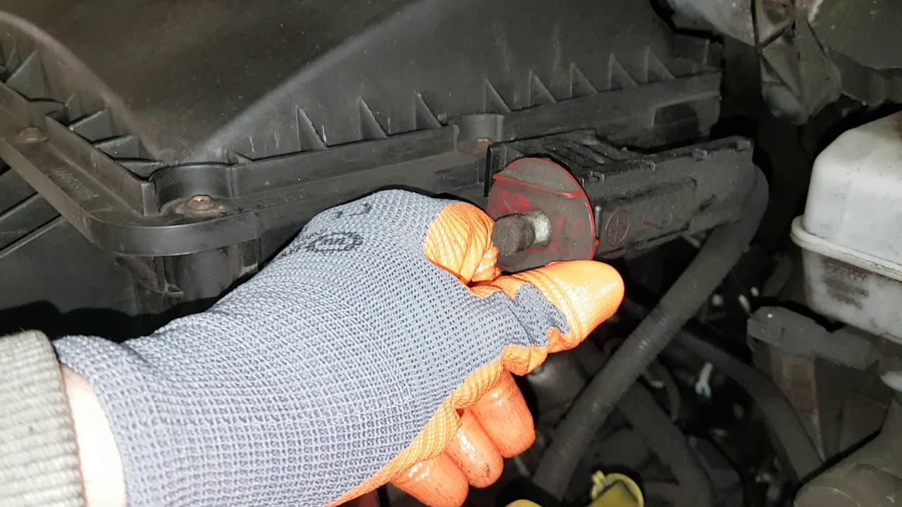 Oliefilter locatie  Volkswagen Crafter Mercedes TDI Oil Filter location VW Crafter engine code CKTB