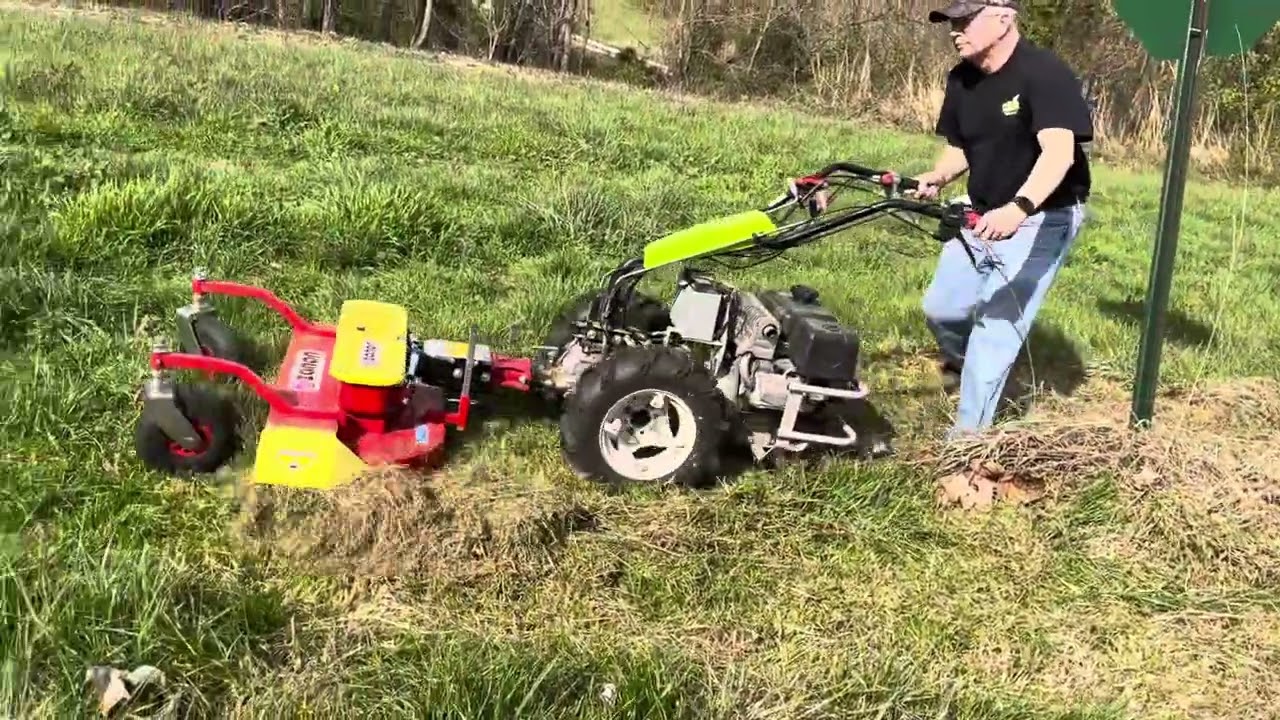 Zanon mower on Grillo 107D