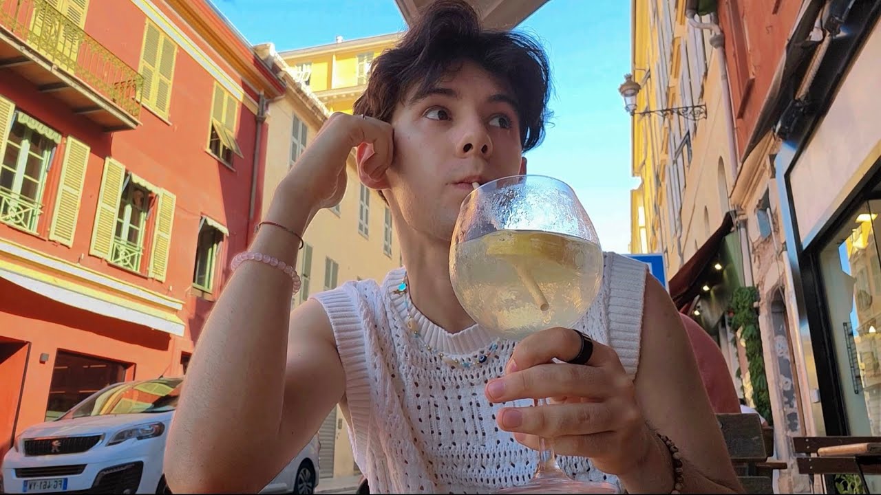 i went on a solo trip to nice, côte d’azur