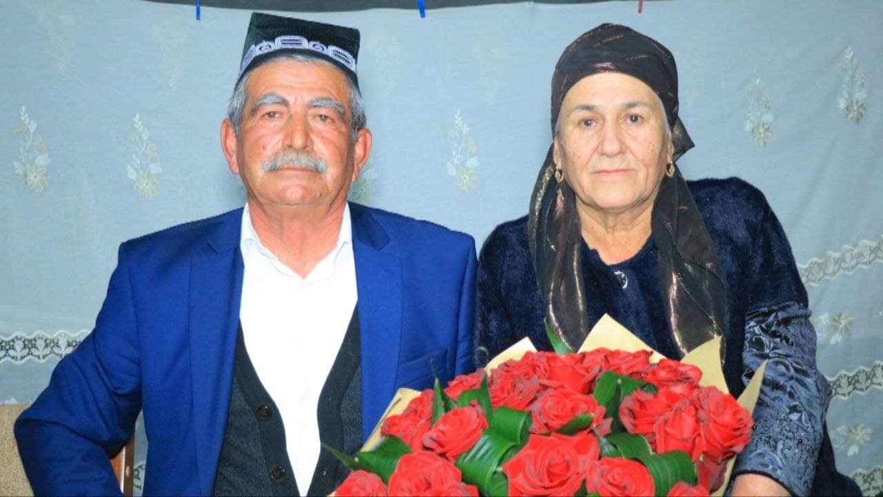 Зодрӯз деҳаи Миронқул  Хонаводаи Исматулло амак ва Ибодат хола.   Барои муроҷиат +998915470507