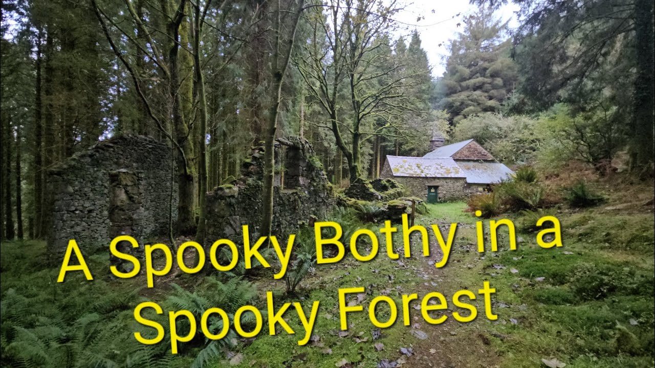 A Night in a #spooky bothy in the woods. And a wrong turn hiking Arenig Fawr #mountains #snowdonia