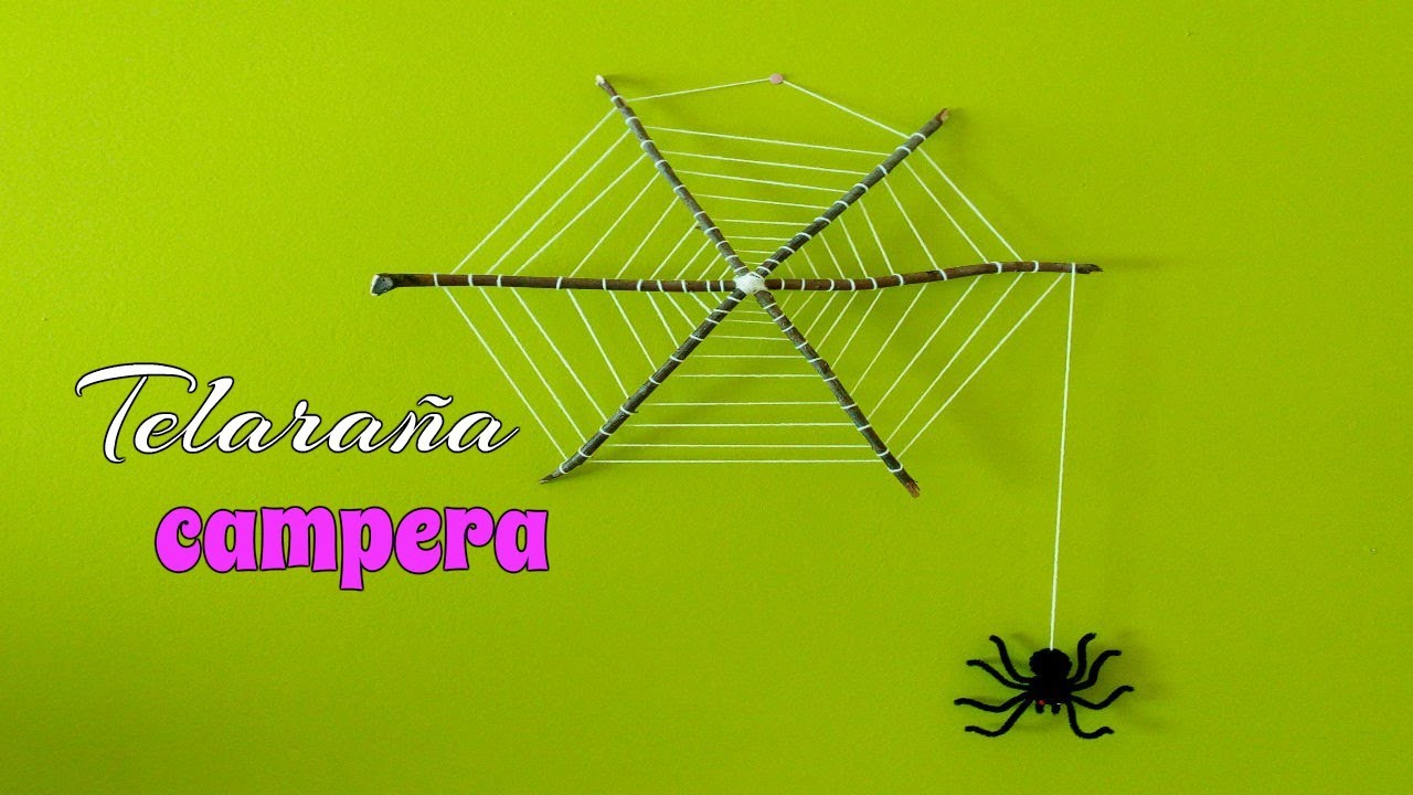 TELARAÑA de LANA con RAMAS de ÁRBOL y ARAÑA COLGANTE/HALLOWEEN.
