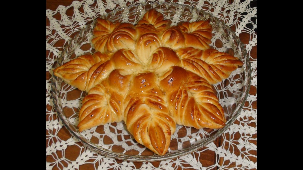Ləzzətli və yumşaq geyri adi formalı bulka
