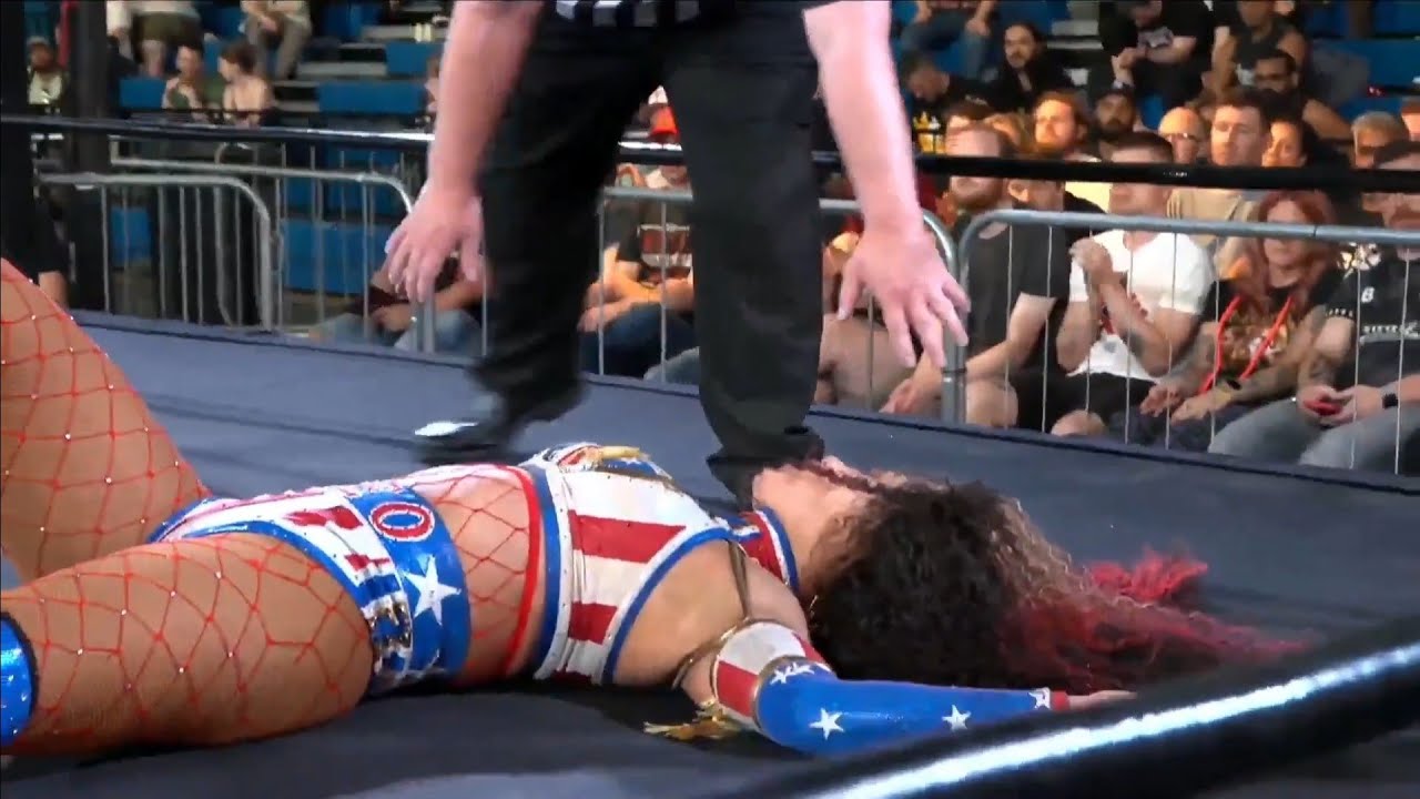 MERCEDES MONE   DIVAS  SQUASHED IN THE  RING  COMPILATION 
