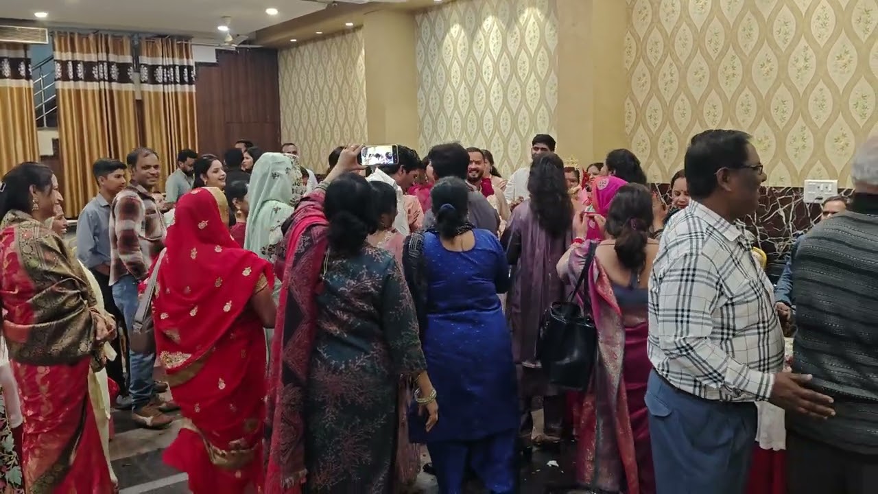 Bhawana Wedding | 6 | Dance at Indian Wedding | Dilwale Dulhaniya le jayenge