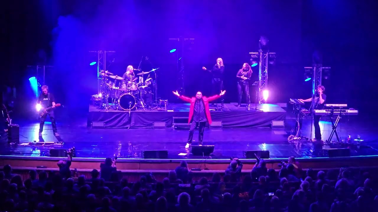 Alphaville - The Jet Set / Dance with Me (Live in Bucharest, 11/02/2024)