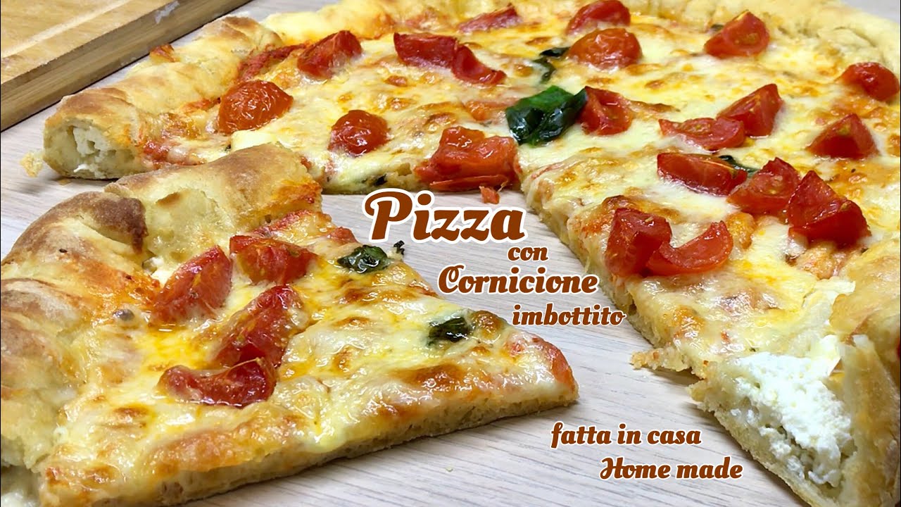 PIZZA CON CORNICIONE IMBOTTITO fatta in casa PIZZA WITH PADDED EDGE - Tutti a Tavola