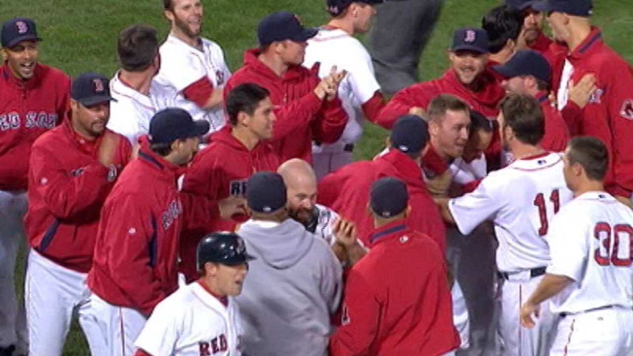 2008 ALCS Gm5: Drew's walk-off single scores Youkilis