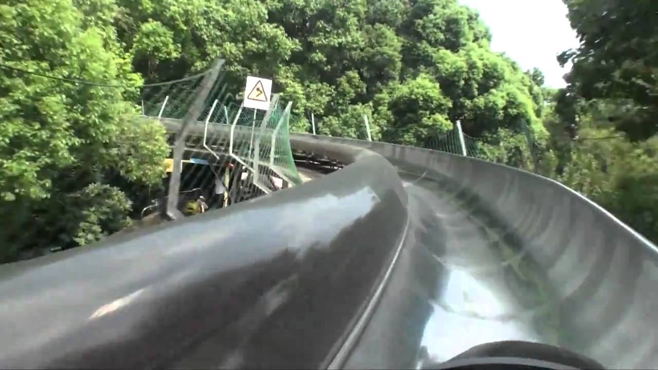 Bobkart Alpine Roller Coaster, вид с переднего сиденья, езда на велосипеде, парк Гунцин, Китай