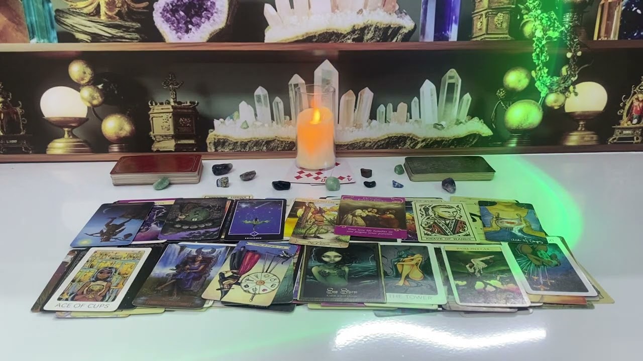 AQUARIUS READING GOOD FORTUNE ! OBSTACLES ARE BEING REMOVED AQUARIUS LOVE TAROT READING