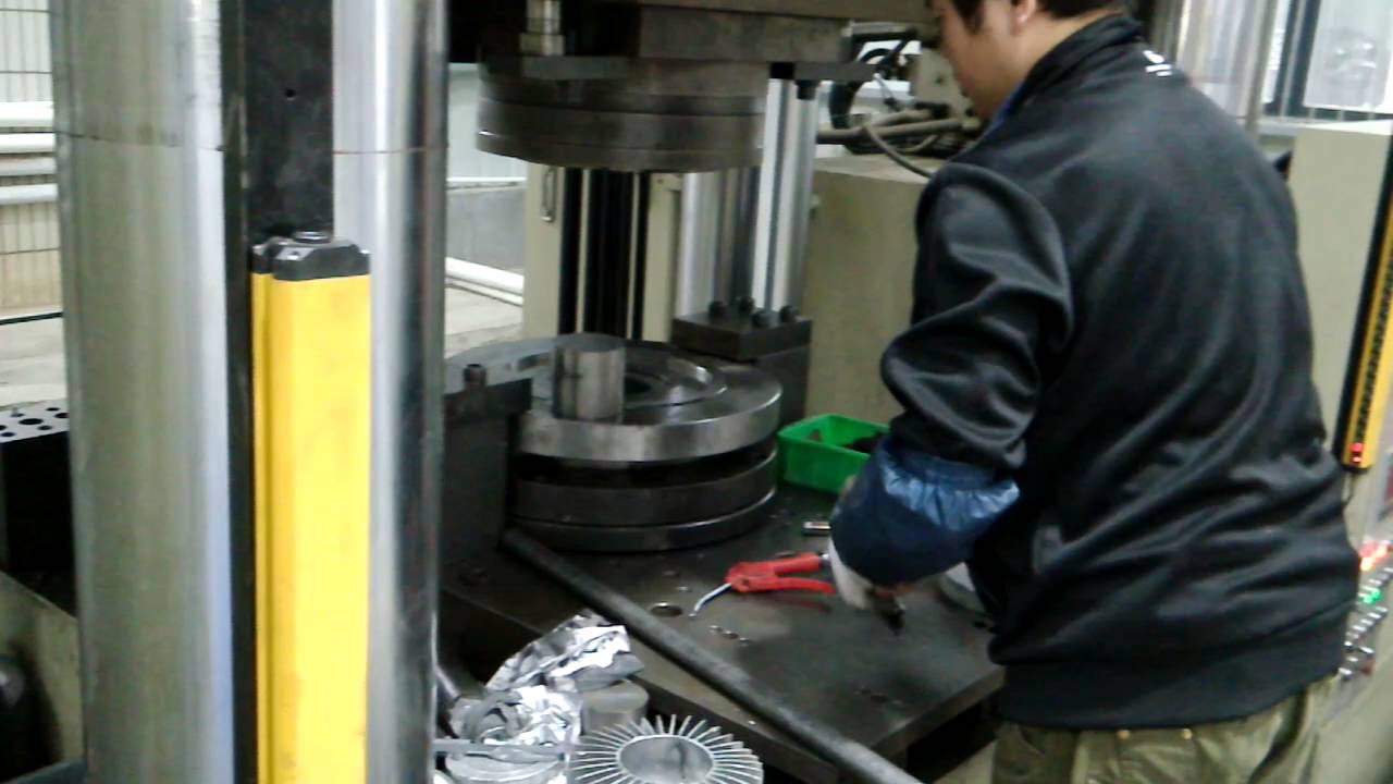 Cold-forging technology for LED heatsink