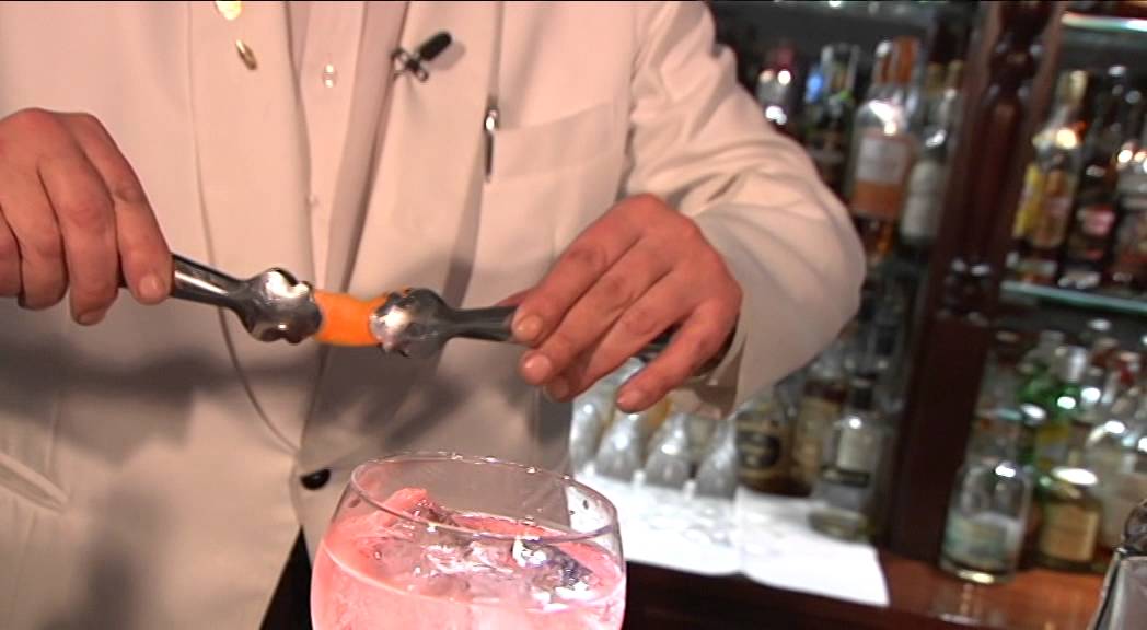 Gin tonic de Gin Giró con Campari, por el barman Bartolomé Morán.