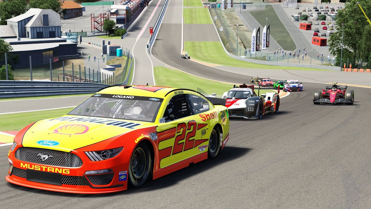 Which Race Cars Can Take Eau Rouge Flat Out? (2022)