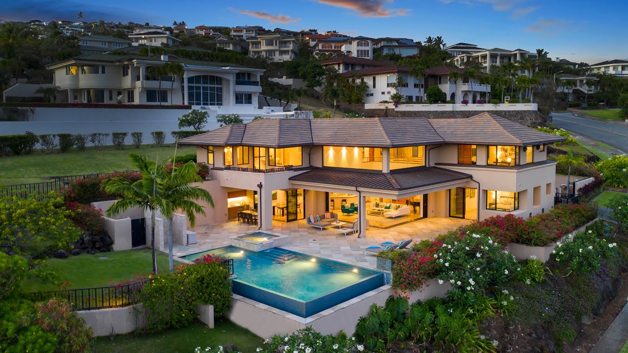 Beautifully designed Hawaii Loa Ridge Home | Sold for $5M in 2019