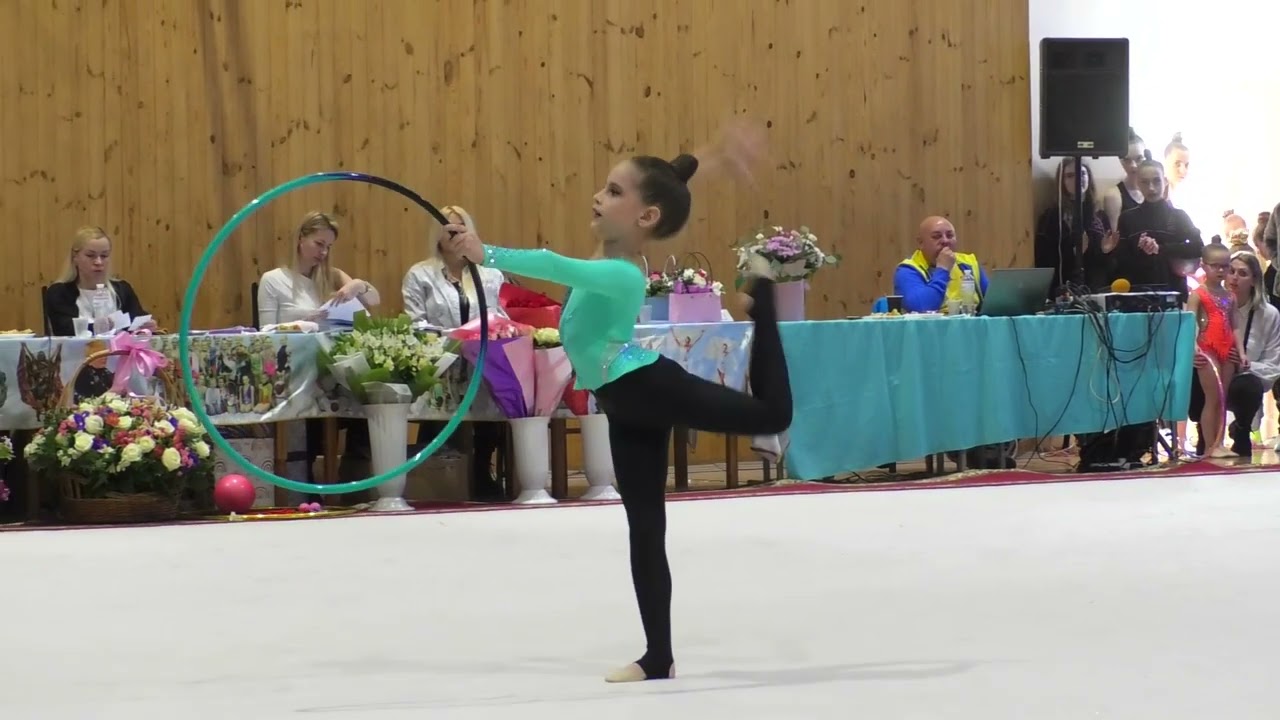 Стахова Валерия 2017 обруч