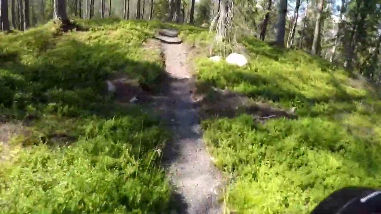 Ruka maastopyörä reittejä ja huippu.
