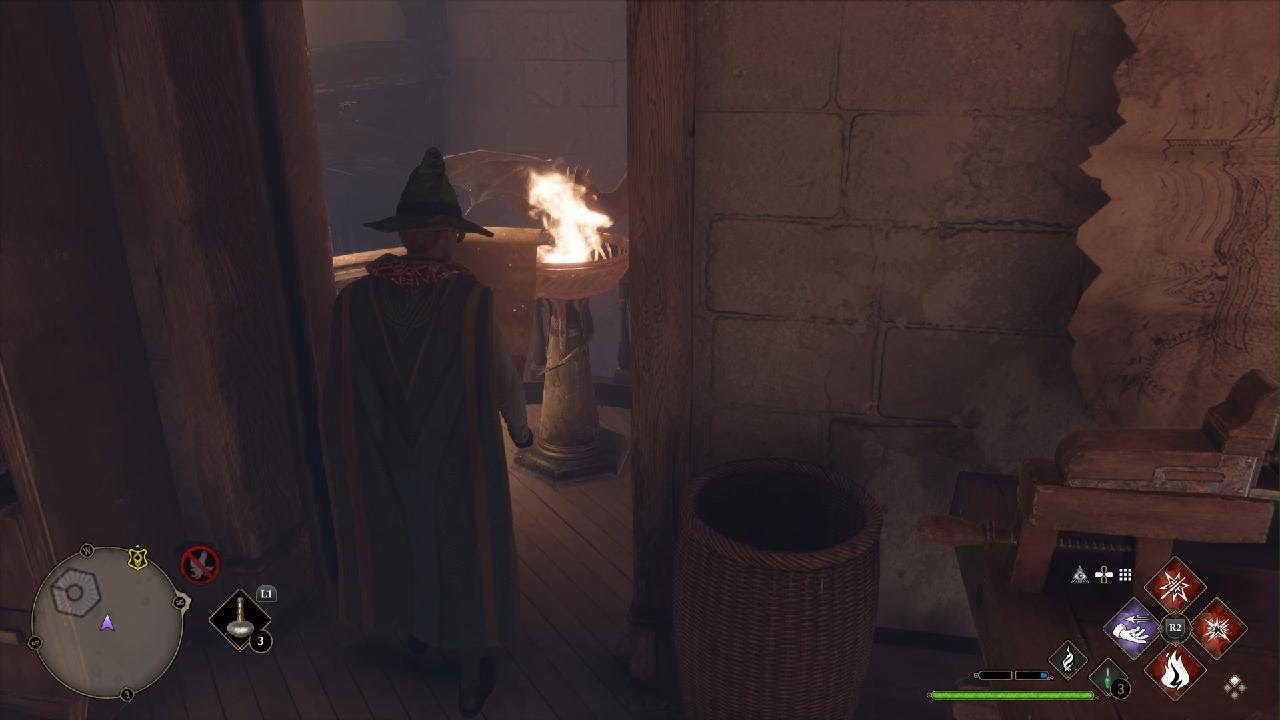 Hogwarts Legacy | Secret passage to chest in Hospital wing