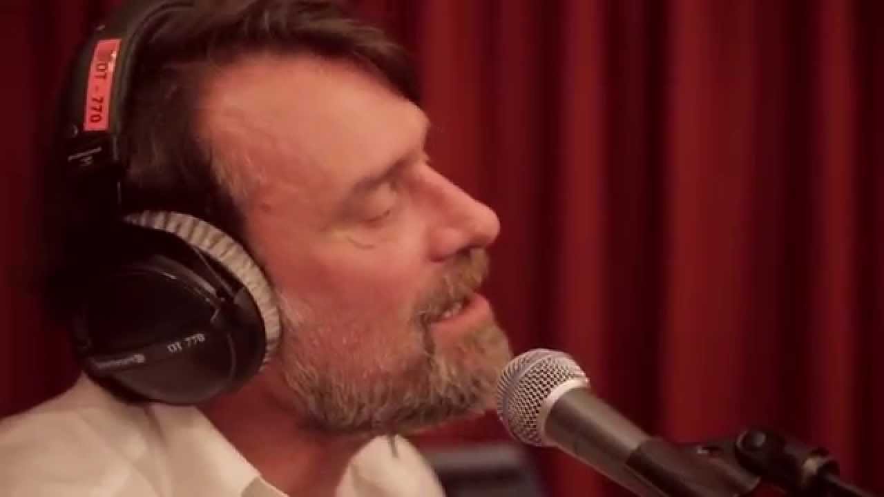 Studio Brussel: DAAN - Addicted (live)