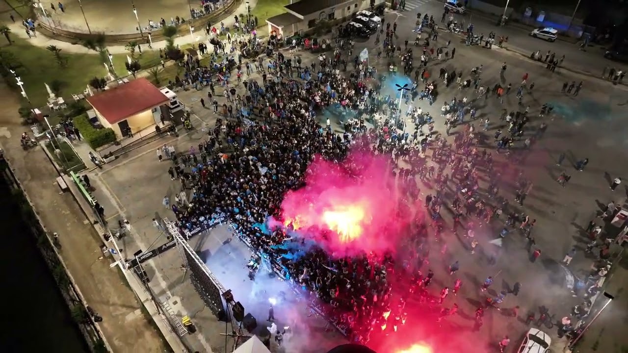 Bacoli si appresta a festeggiare il 4 Scudetto del Napoli Campione d'Italia 💙 🇮🇹 (4k)