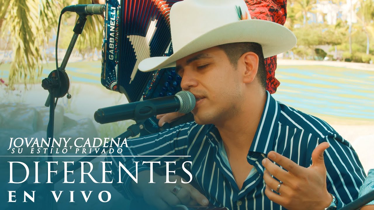 Jovanny Cadena y su Estilo Privado - Diferentes [En Vivo]