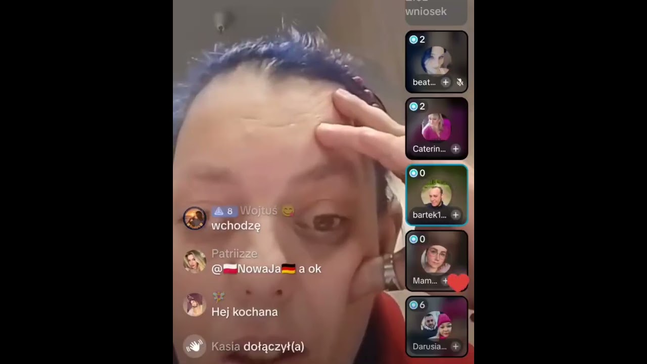 29.01. kłosowska w złotych tarasach. Czy próbuje zjednać sobie starych znajomych?