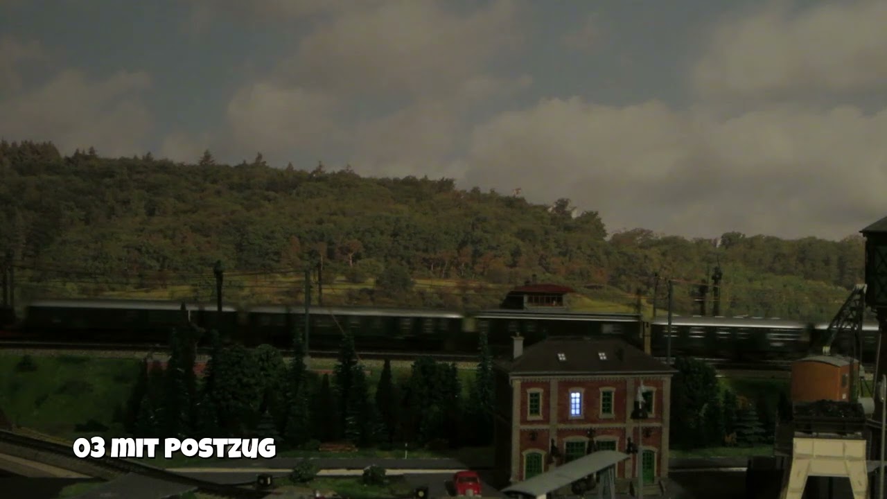 03 mit Postzug