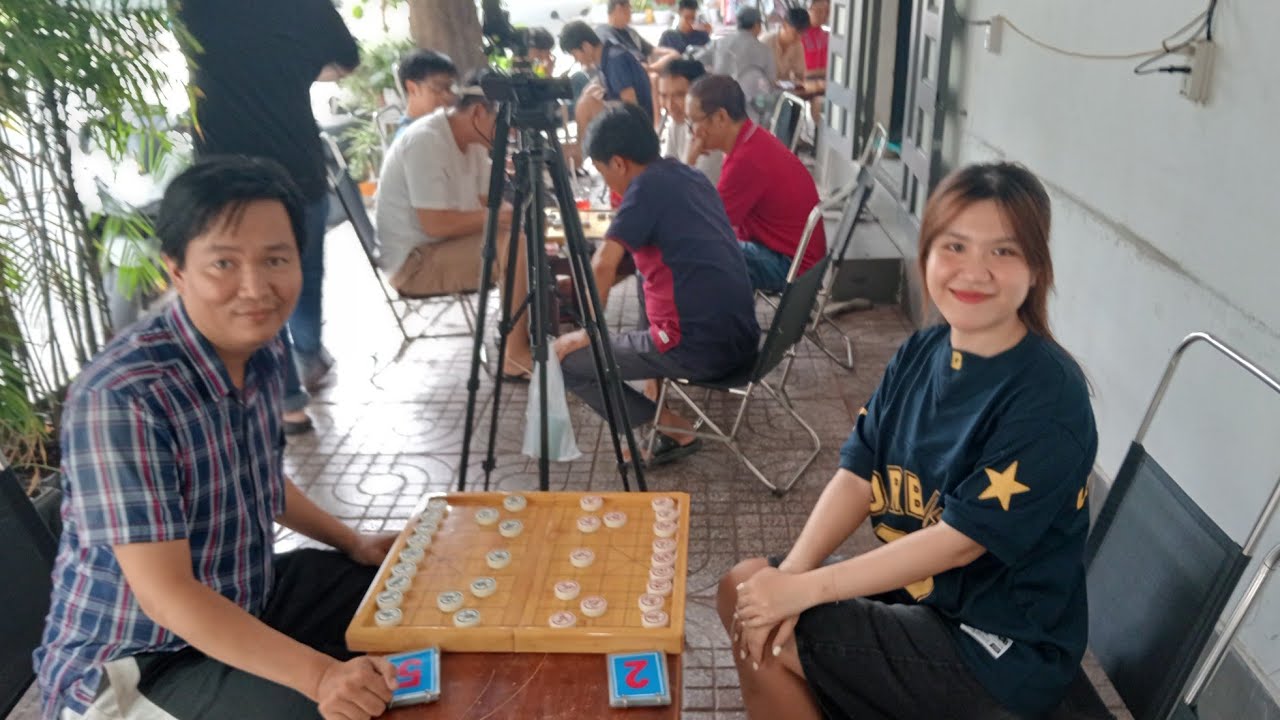 LiVe Cờ Tướng.KTQG LẠI QUỲNH TIÊN VS THUẬN GUITAR
