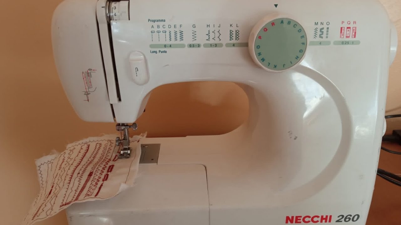 مكينة الخياطة والزقزاق NECCHI 260