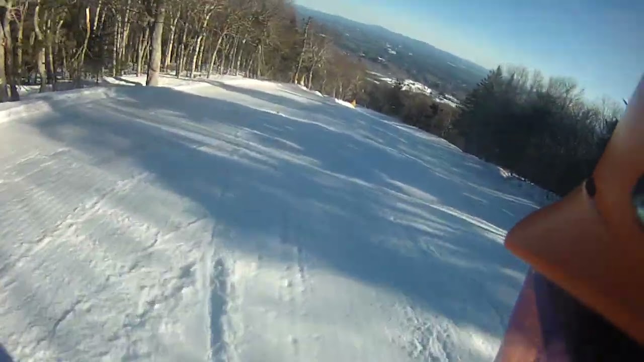 03/10/26 The Big Man hunting the corn on UPPER DRIFTER.