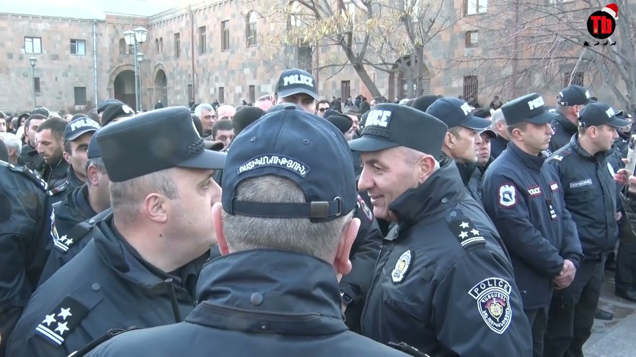 Պոռնկությունը որտե՞ղ տեսար, ապու՛շ. ՔՊ աջակիցը բորբոքեց քահանաներին