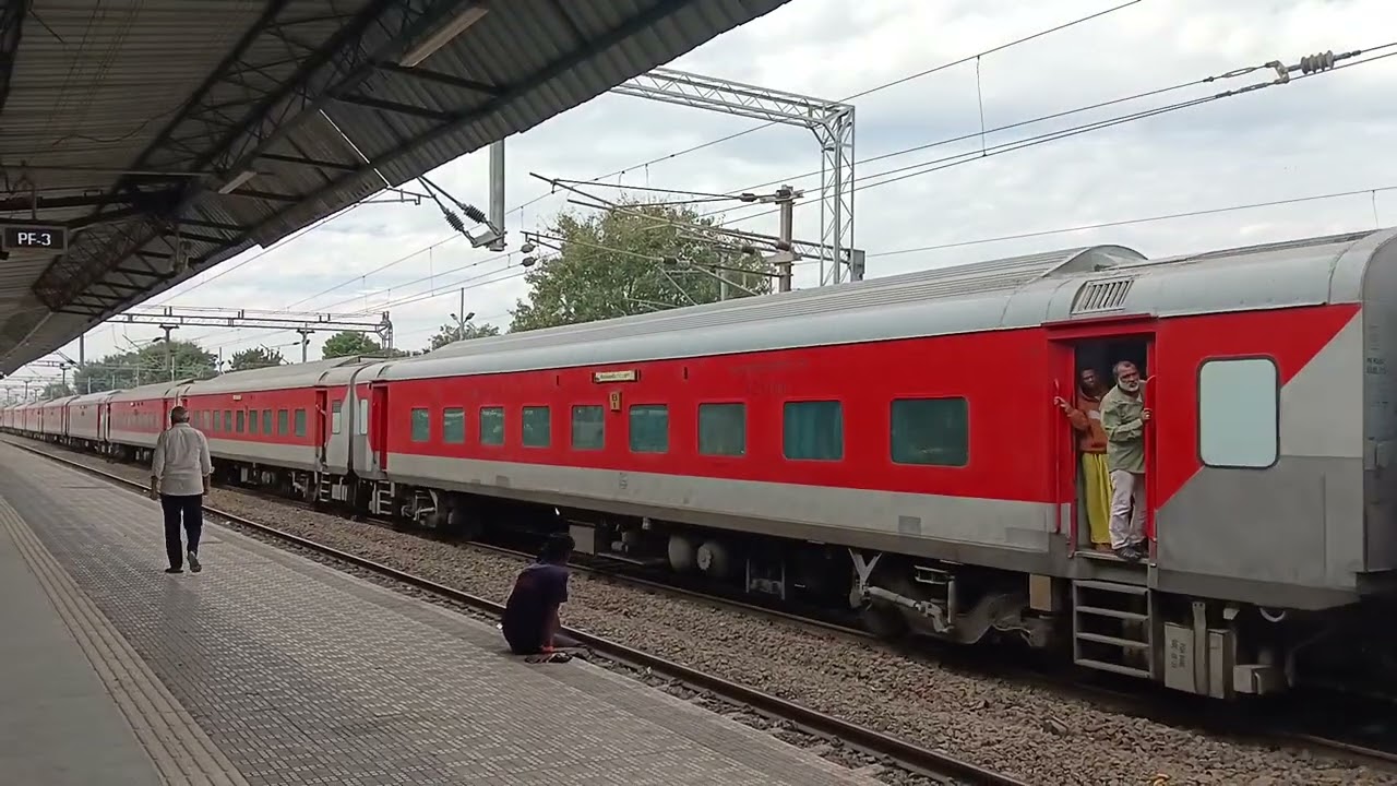 16733 RAMESWARAM OKHA EXPRESS | TRAIN JOURNEY