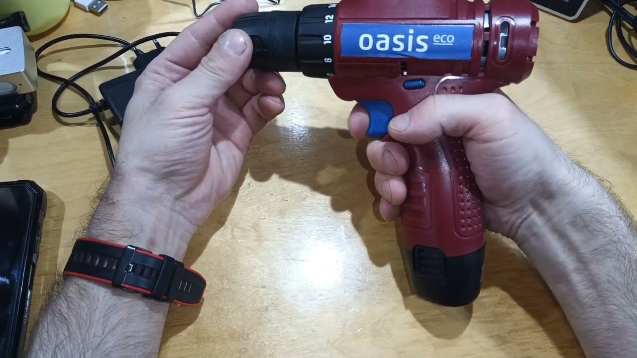 OASIS Eco AV-12 - аккумуляторная (Li) дрель-шуруповёрт с автостопом