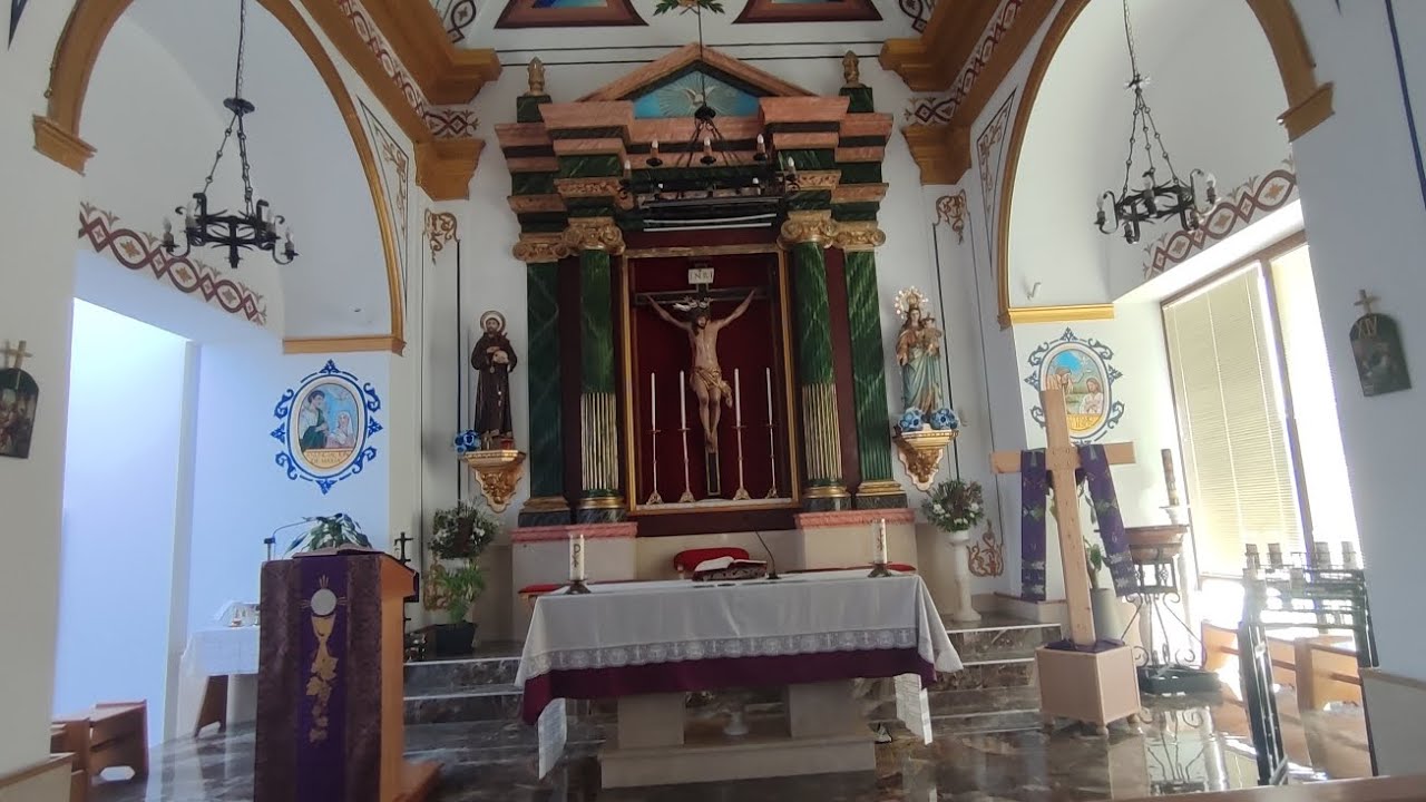 ENSEÑANDO LA IGLESIA DE LA MARINA, ELCHE. PARROQUIA SAN FRANCISCO DE ASÍS 