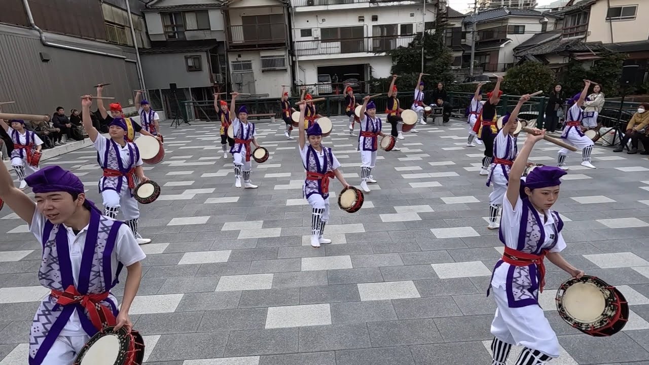 2026長崎ランタンフェスティバル（瓊琉會のエイサー　三線の花）