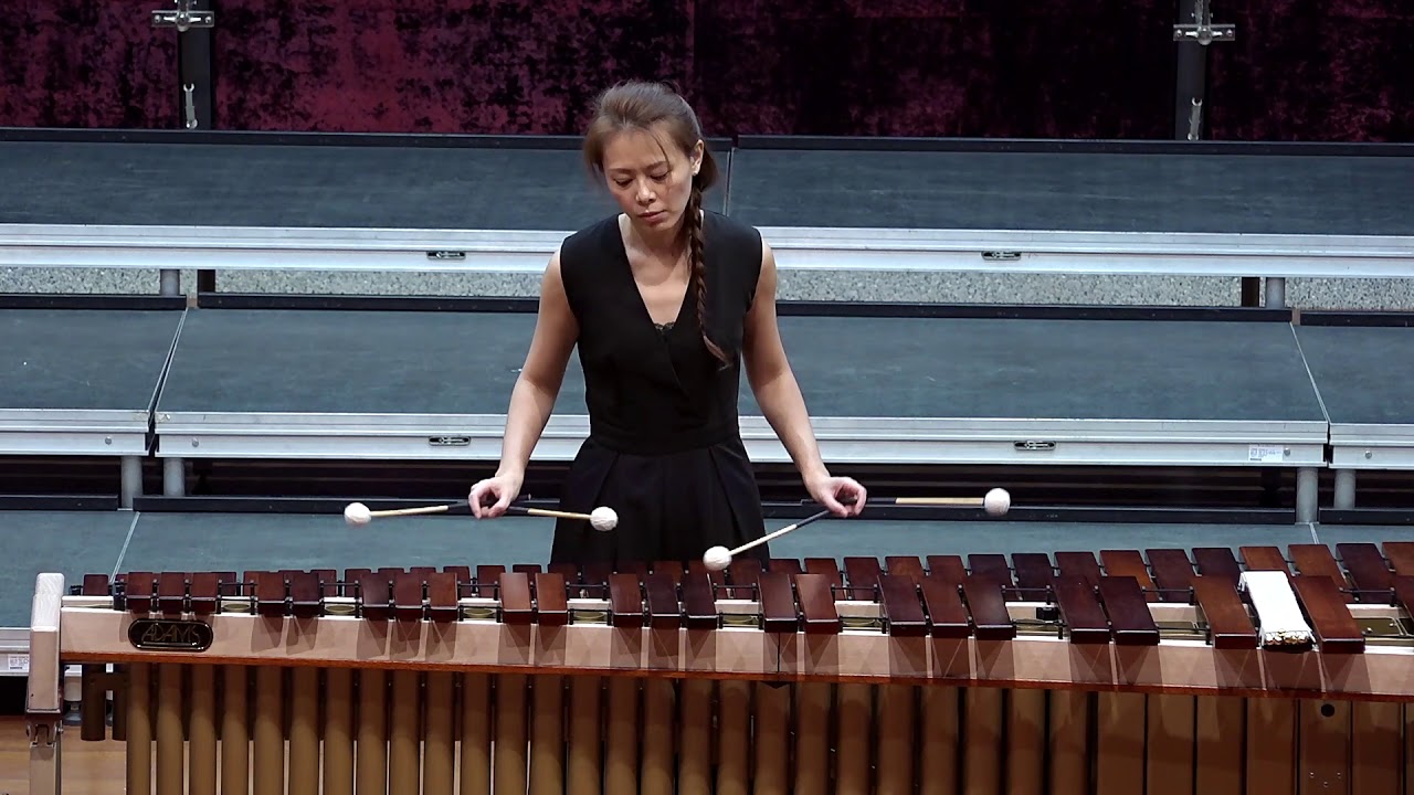 12 Eckard Kopetzki: Three Movements for a solo Dancer II.Dance on a Shattered Mirror 木琴：吳玫玲