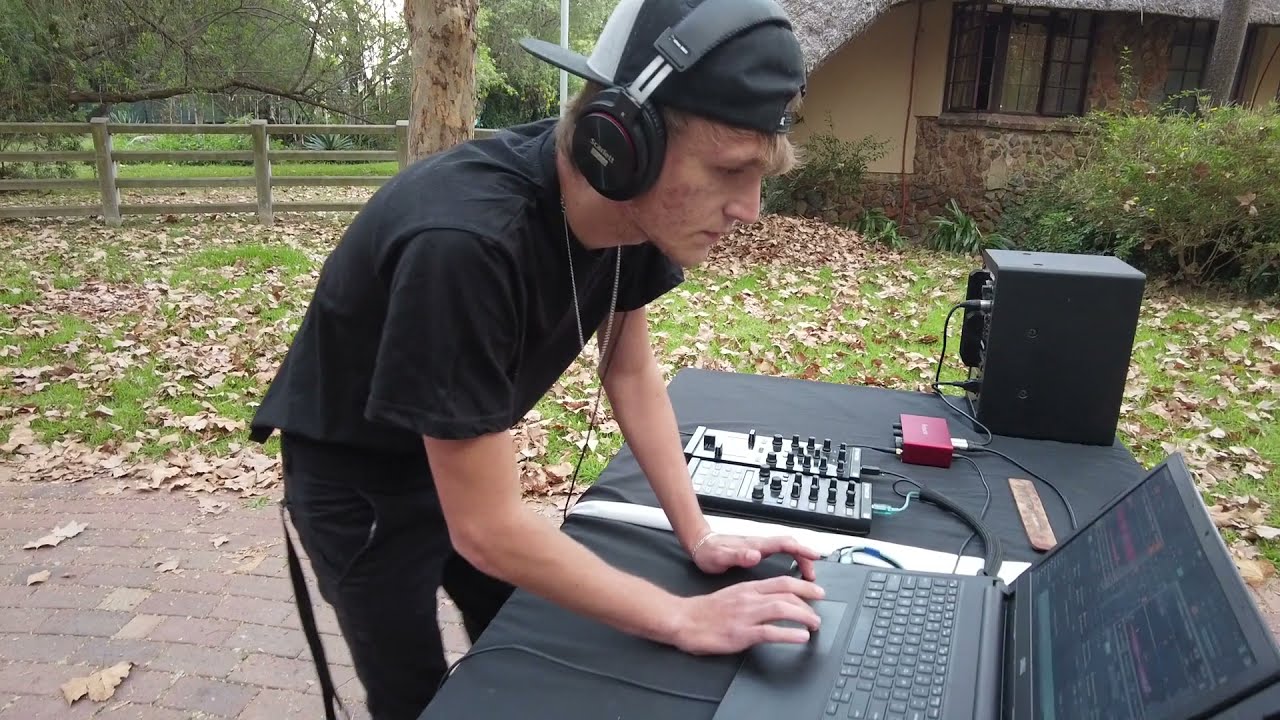 Ecoteric | Universal Tribe Records Showcase #1