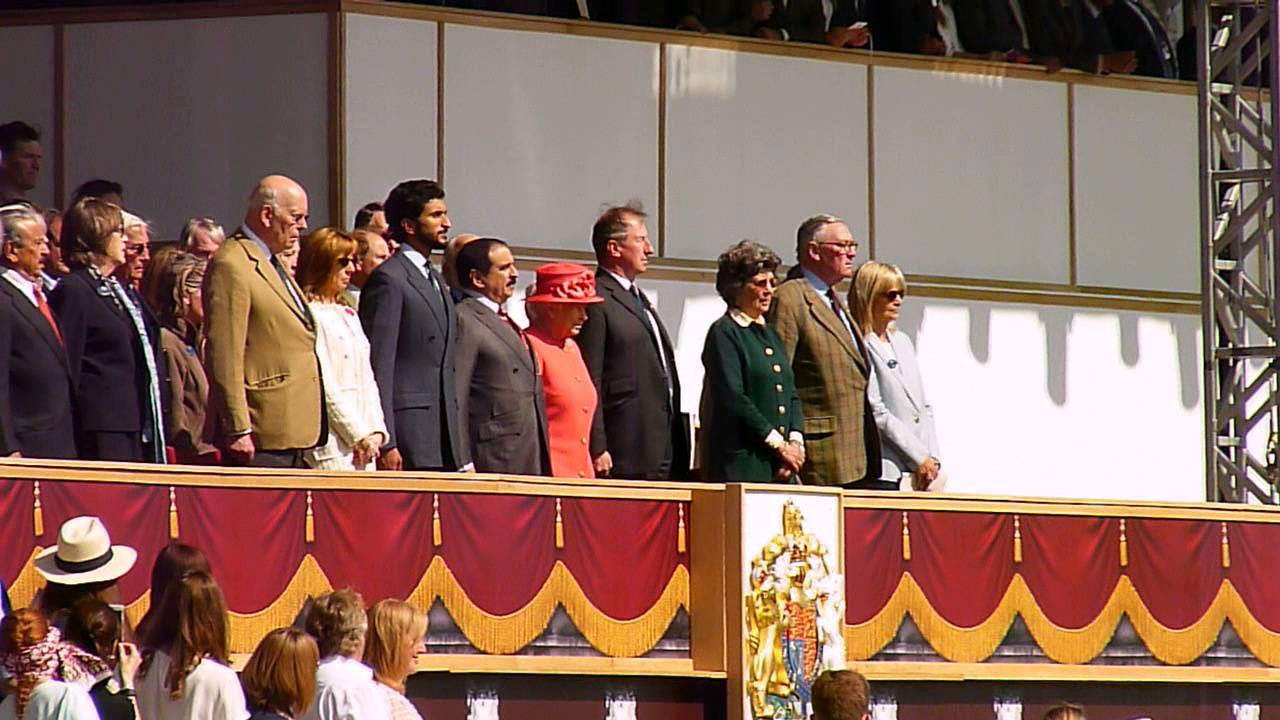 King Hamad bin Isa Al Khalifa and Queen Elizabeth II