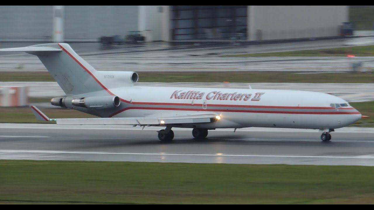 Kalitta Charters II Boeing 727-200F [N729CK] takeoff from PDX