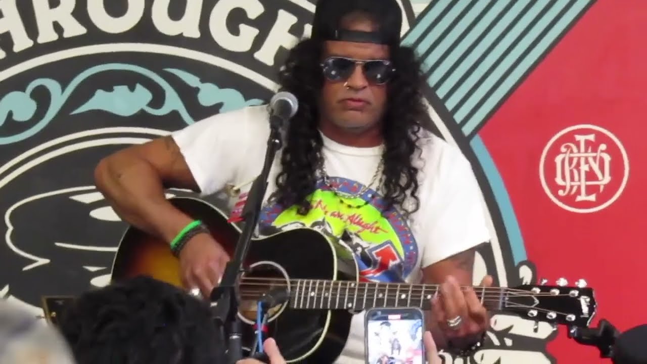 Slash “Oh Well” Live – Amoeba Records 2024