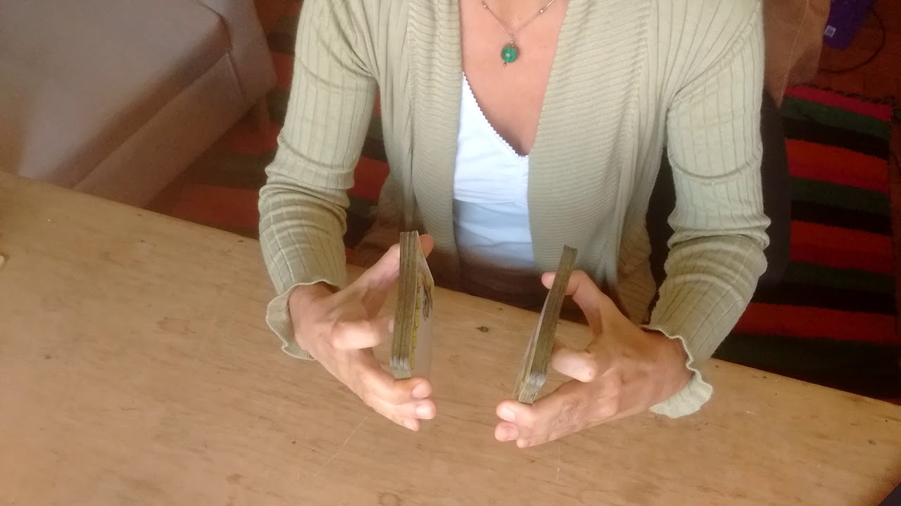 ¿Como barajar las cartas para que queden algunas invertidas y otras al derecho?