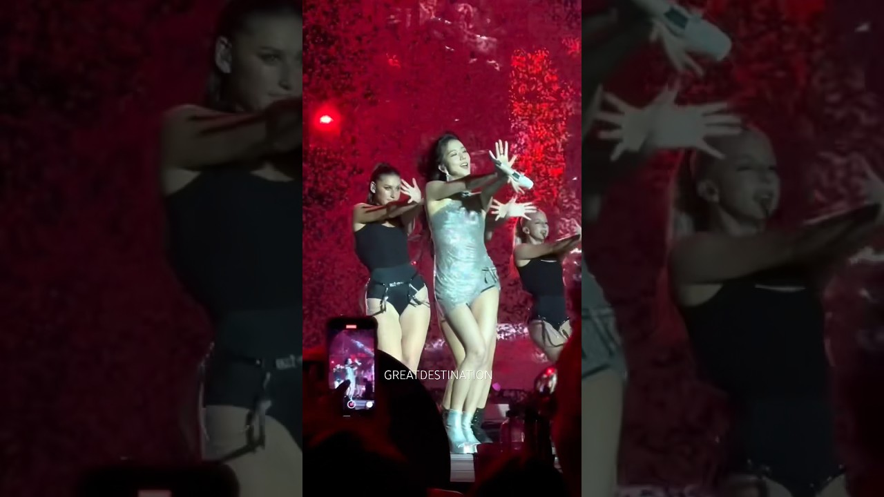 Jisoo Flower Dance 💃 🌺 she is so beautiful!😍🥰🔥👸