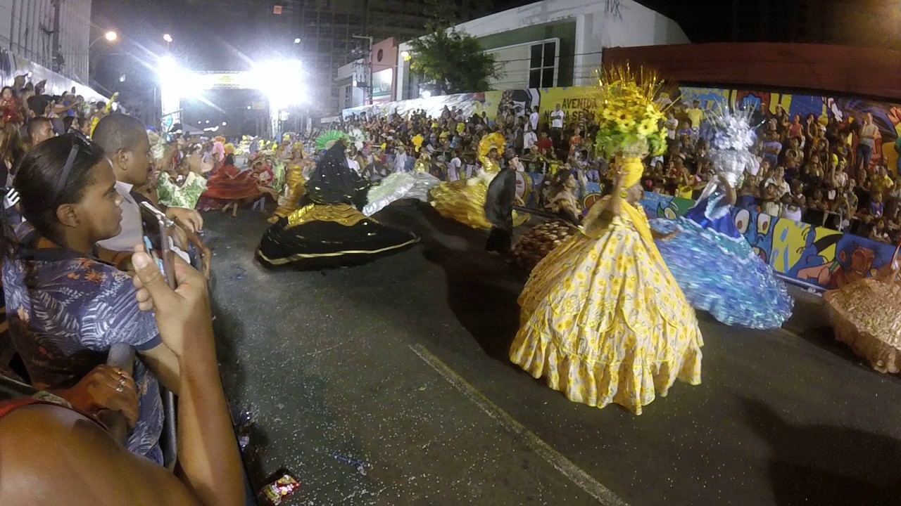 MARACATU ESTRELA BRILHANTE DE RECIFE - DESFILE CARNAVAL 2017
