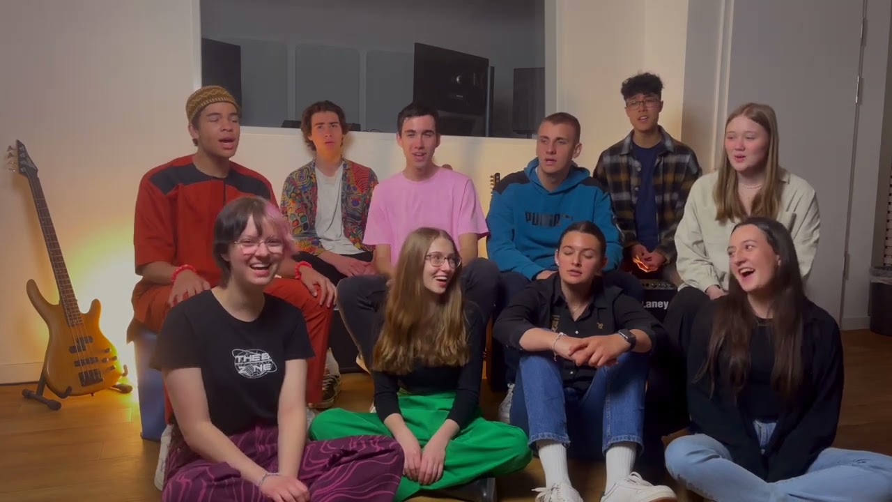 Vokalensemble   Kleiner grauer Falter HD