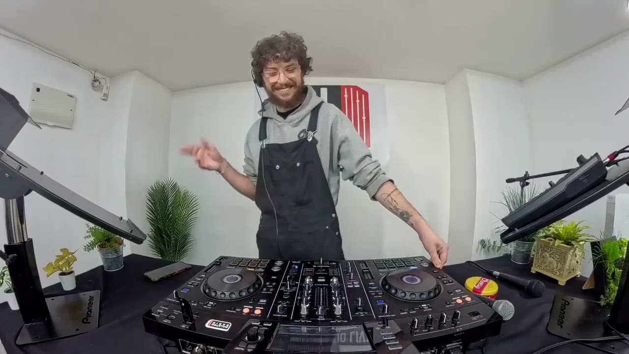 DJ IIII | Dalston Radio Live |  
