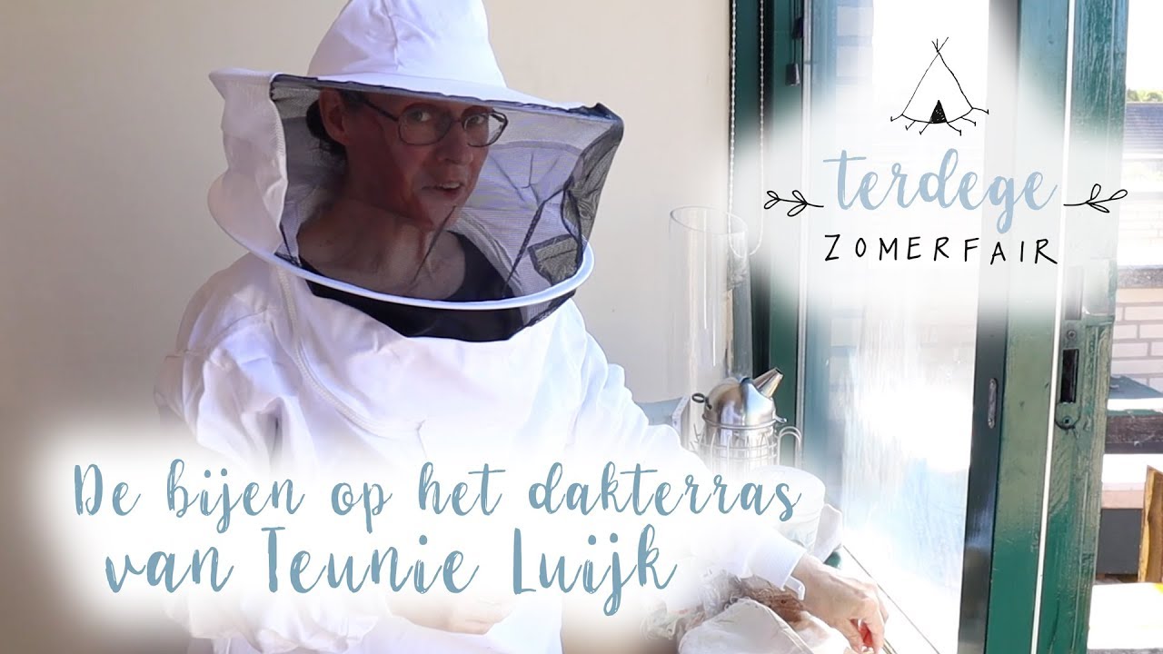 Teunie Luijk houdt bijen op haar dakkterras | Terdege Zomerfair | lezing