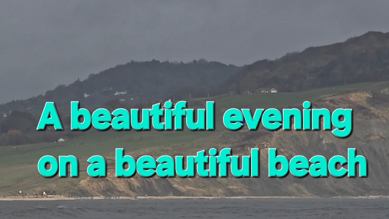 A peaceful evening on a beautiful beach🌊🌿✨️
