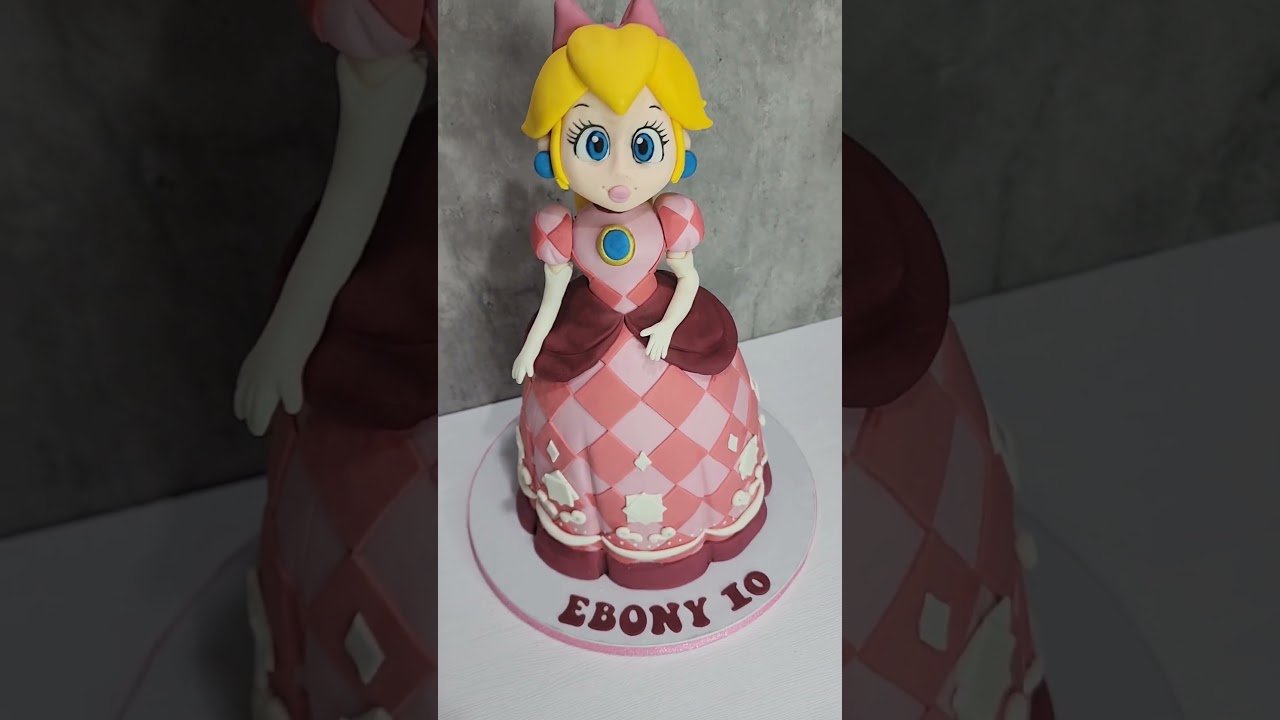 Princess Peach Cake! #princesspeach #cakedecorating