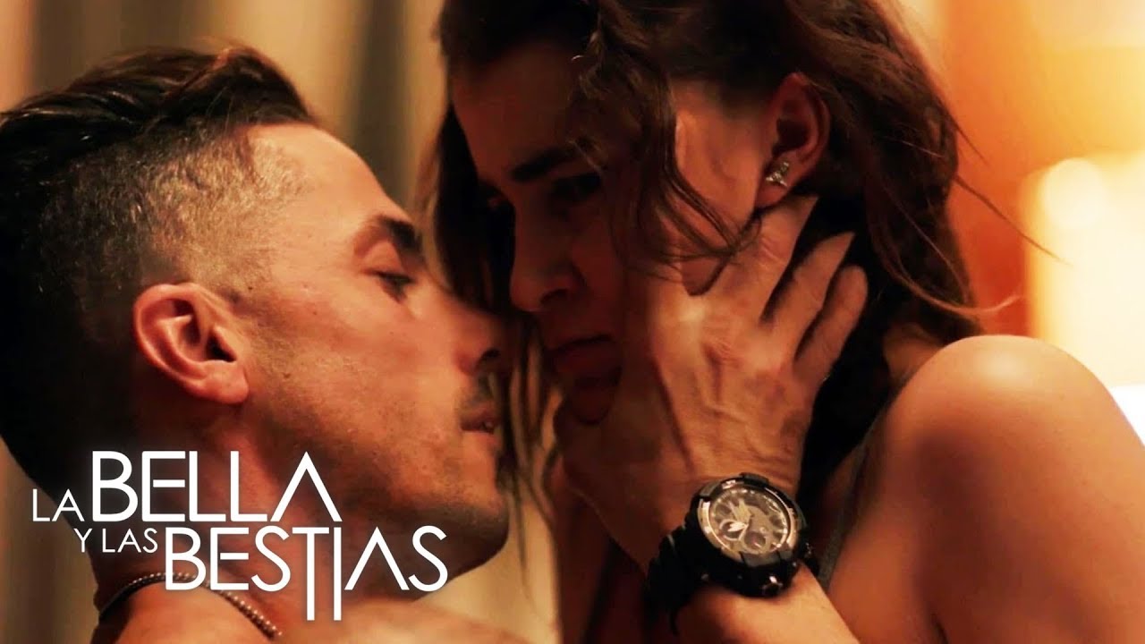 La Bella y las Bestias | Penélope y Mike viven una intensa noche de pasión