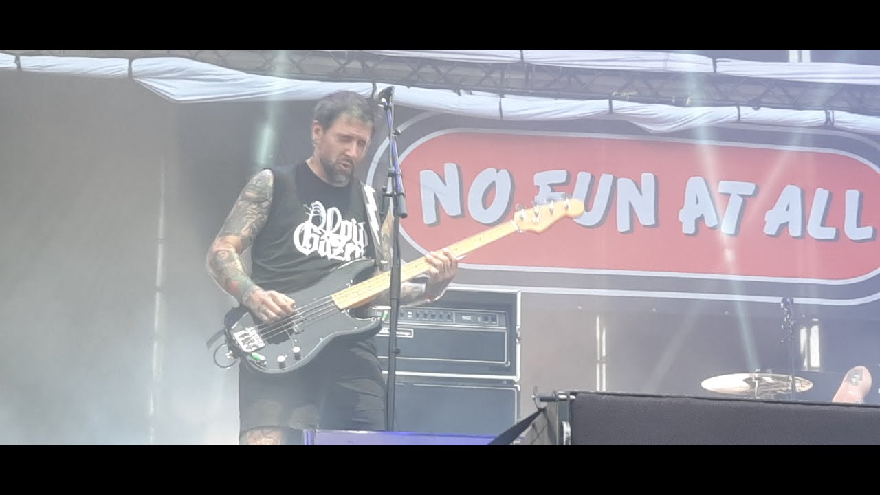 NO FUN AT ALL - 2023-07-27 - Tsunami Festival Xixon - FULL CONCERT
