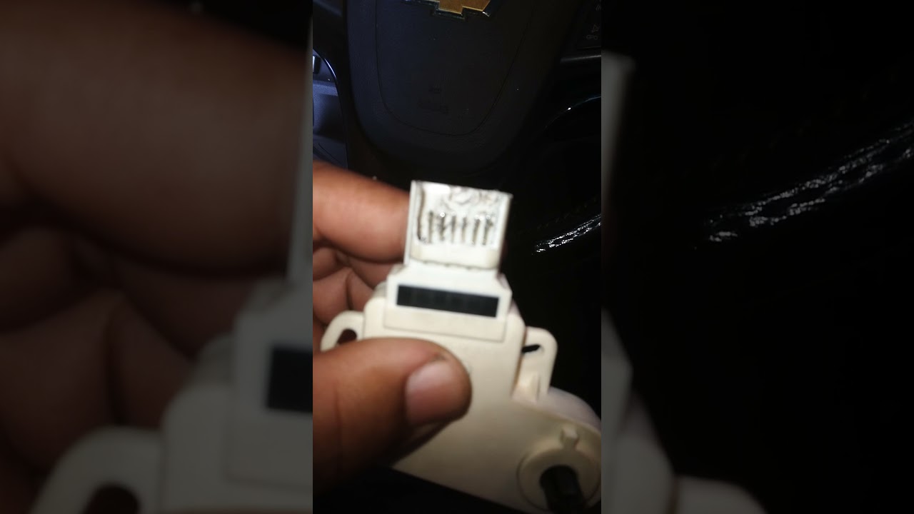 cod de erro p2138 cobalt. esse carro.tem tido esse erro sensor